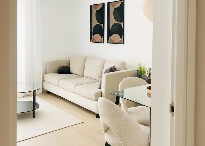 Nueva Andalucia, Apartmán